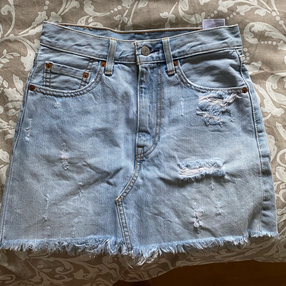 Levi’s denim skirt
